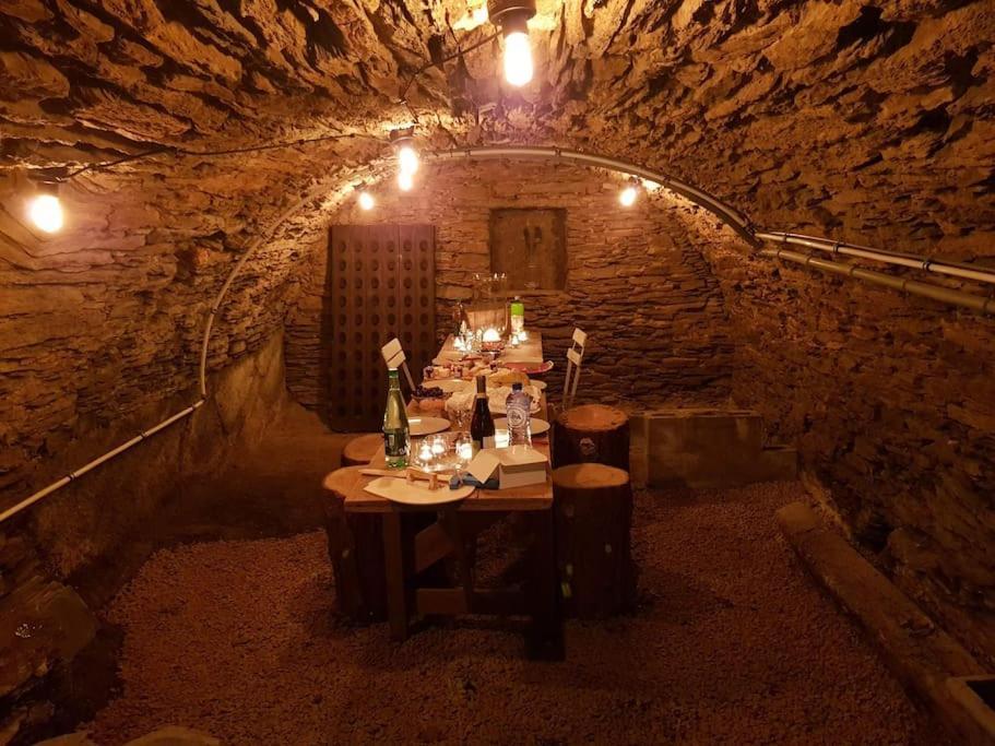 La Legende - Gite Dans Un Quartier Pittoresque Bouillon Bagian luar foto